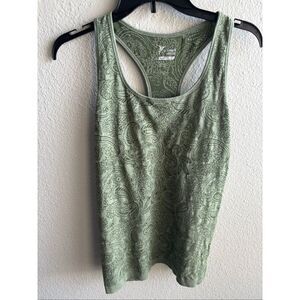 ❤️Old Navy Active Paisley Racerback Top